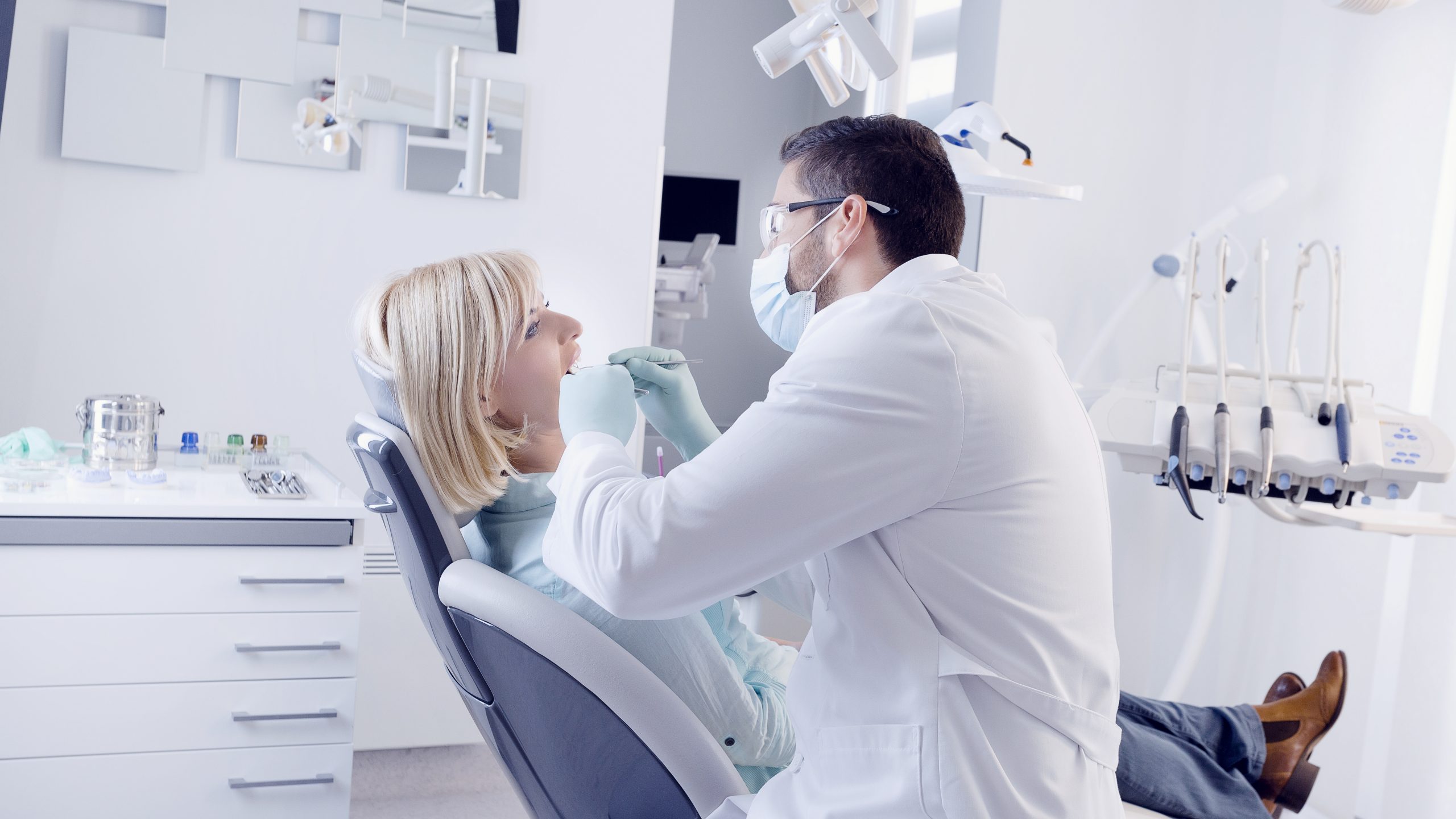 Dentist in Schiller Park, IL